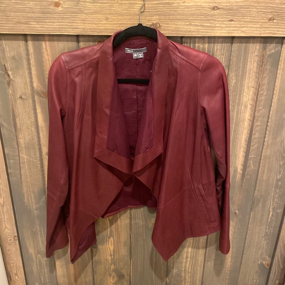 Vince  leather jacket burgundy size XS